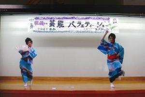 芸能バラエティーショーステージの様子